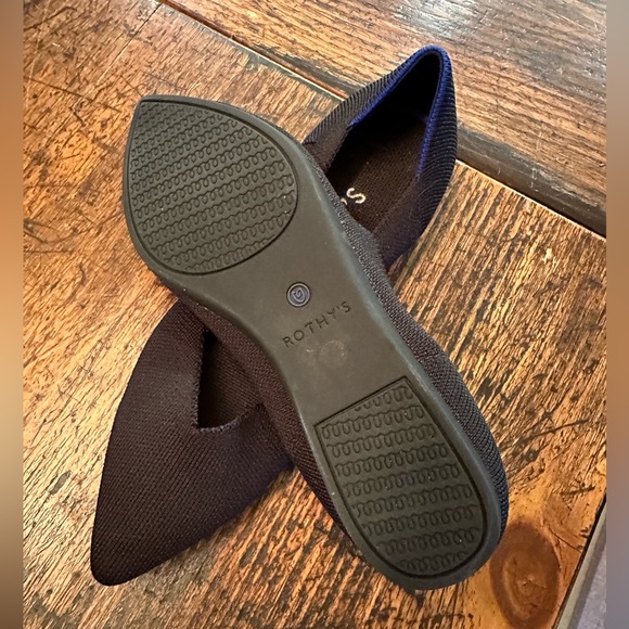 Black The Point Rothy’s 7.5 - Picture 6 of 7